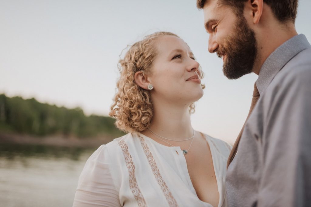 Duluth, MN elopement photographer